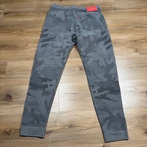 Levis Engineered Jeans Men's MEDIUM Knit Camo Joggers Stretch Gray Portugal LEJ